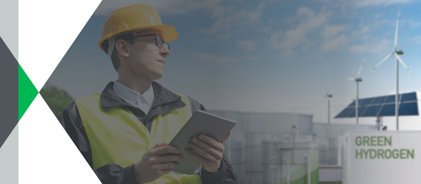 green hydrogen worker